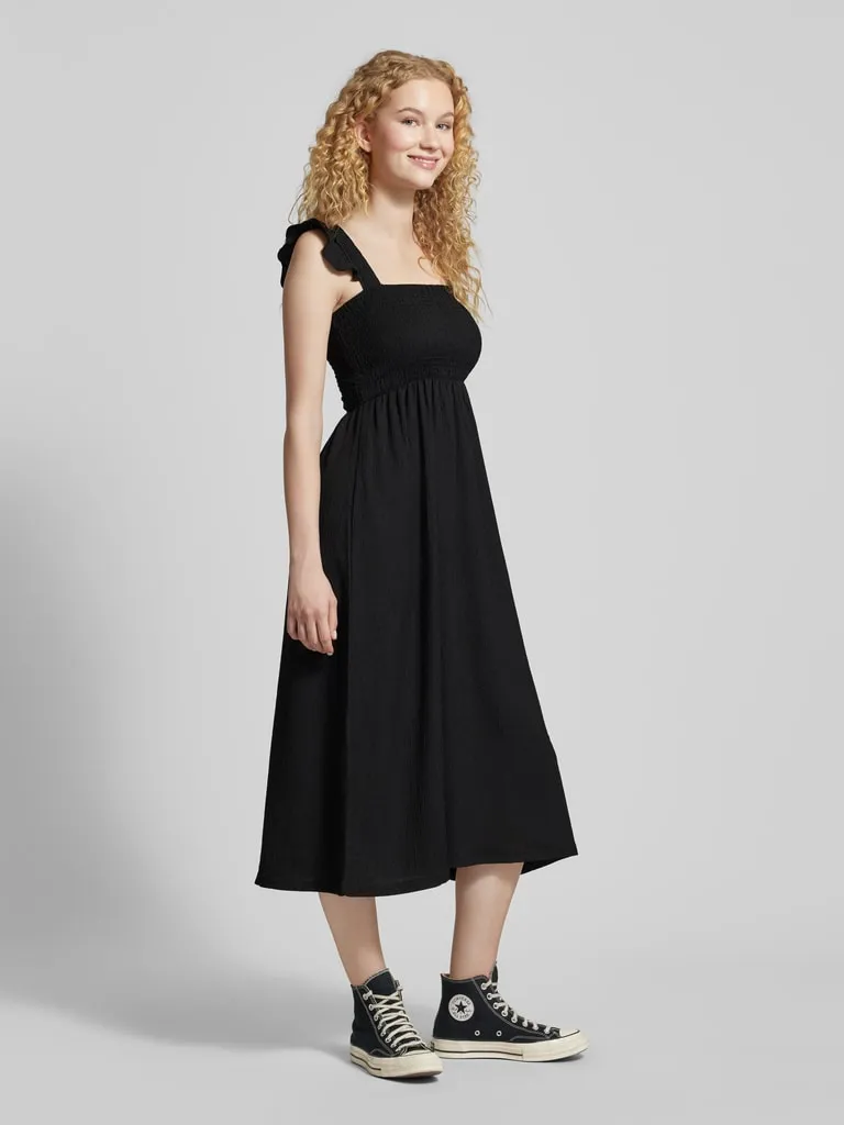 Pieces Midi-jurk met smokdetails, model 'LUNA' in zwart